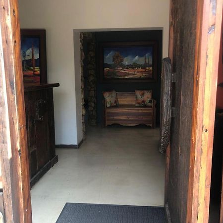 Africa Footprints Lodge Кемптън Парк Екстериор снимка