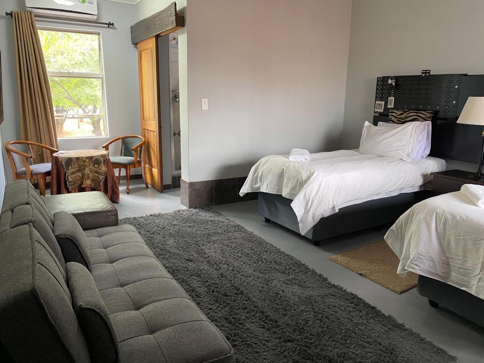 Africa Footprints Lodge Кемптън Парк Стая снимка